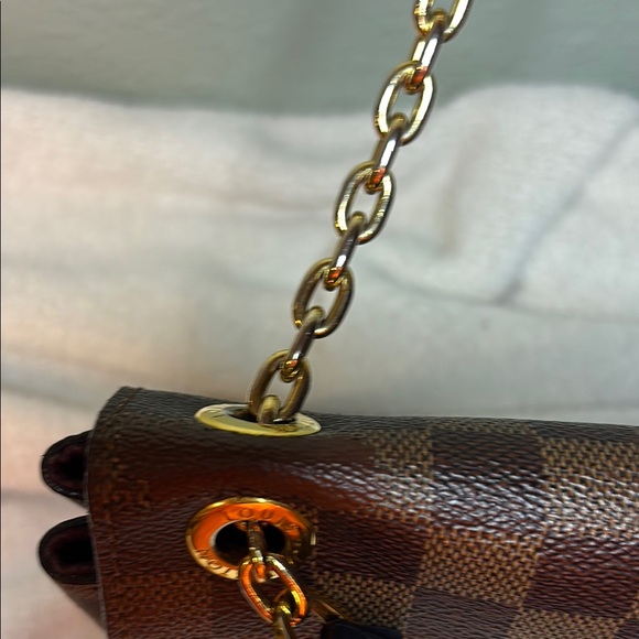 Louis Vuitton elegant purse 10 x 4 x 7 - Picture 12 of 16
